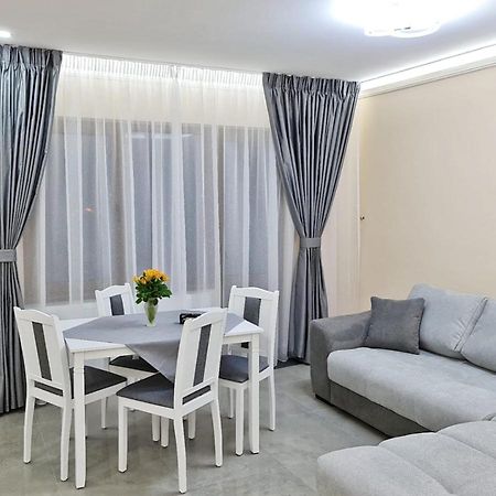 Apartament Lexannona Busteni Exterior photo